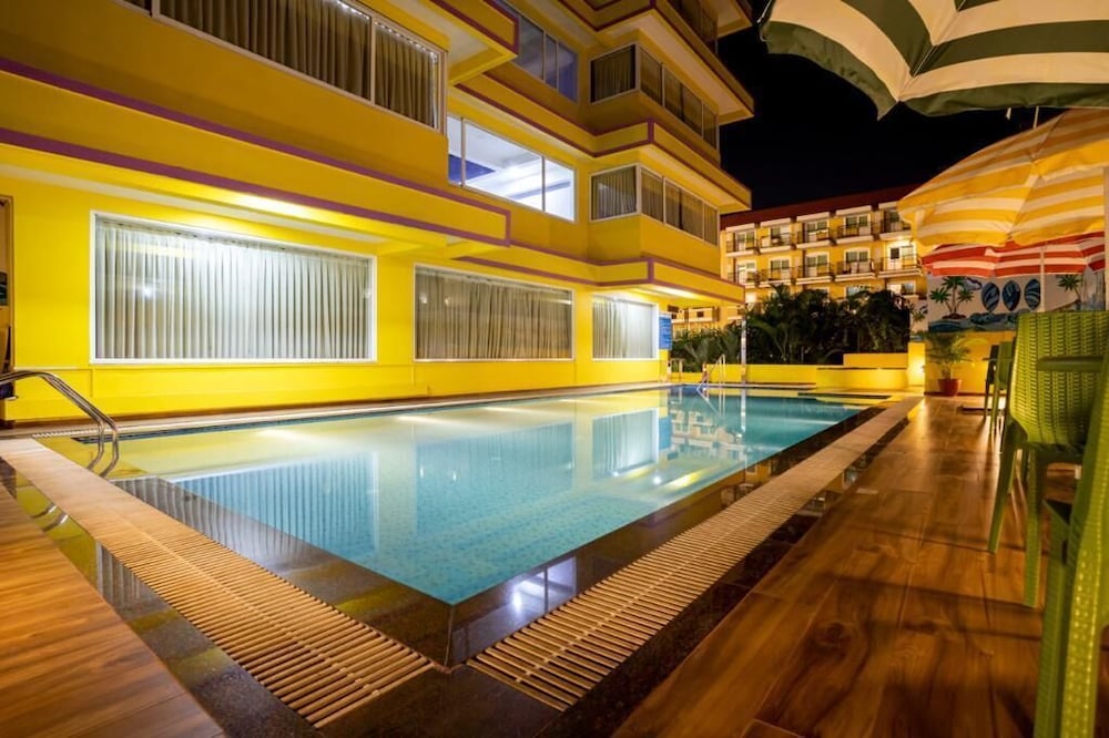 Hotel Sairaj Beach Resort