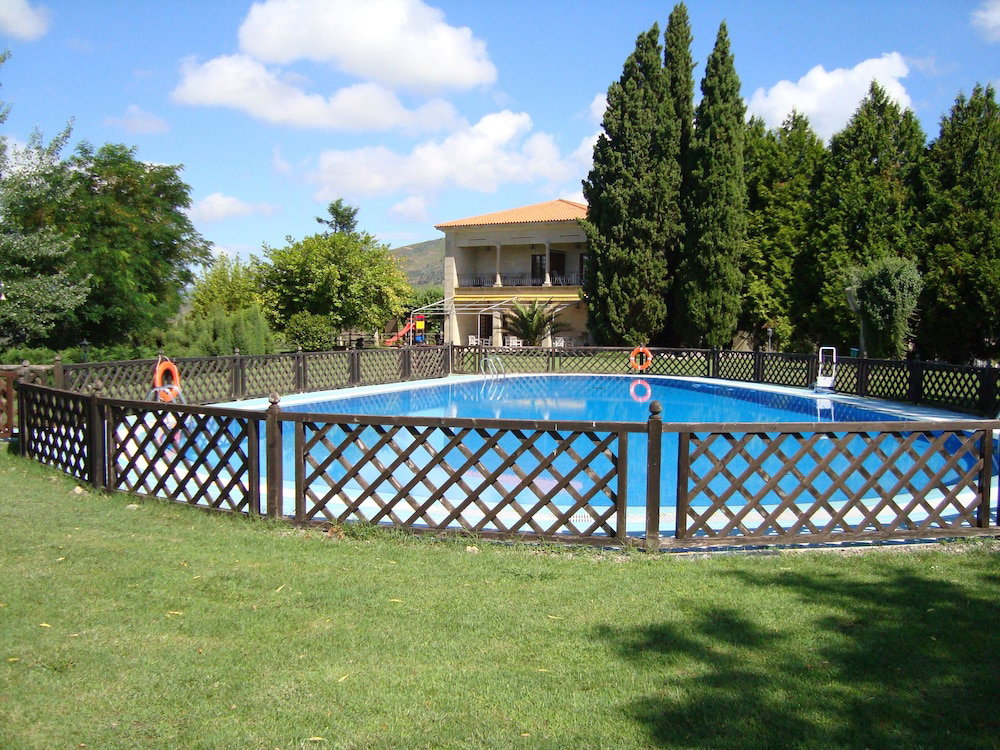 Hotel Parador De Verin