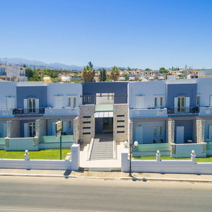 Hotel Nontas Suites cazare Daratsos