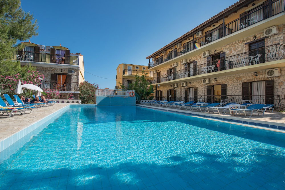 Hotel Elena Studios
