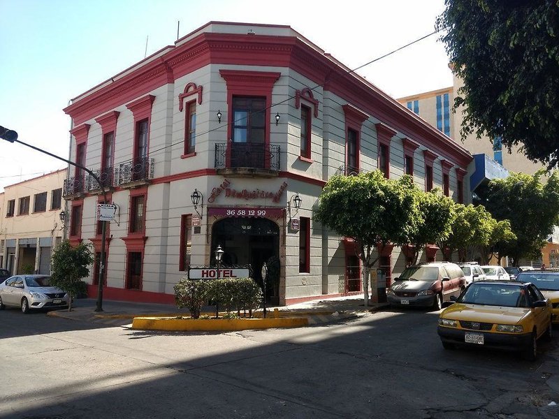 Hotel Don Quijote Plaza