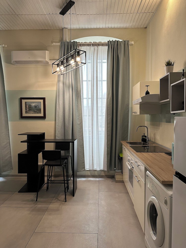 Hotel Station Apartment East