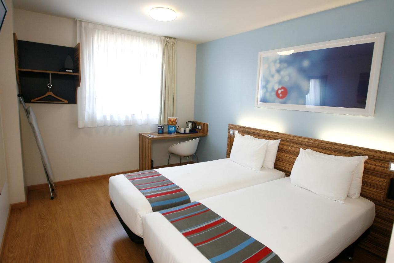 Hotel Travelodge Valencia Aeropuerto