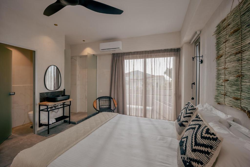 Casa D'oro Suites _ Adults Only 18+