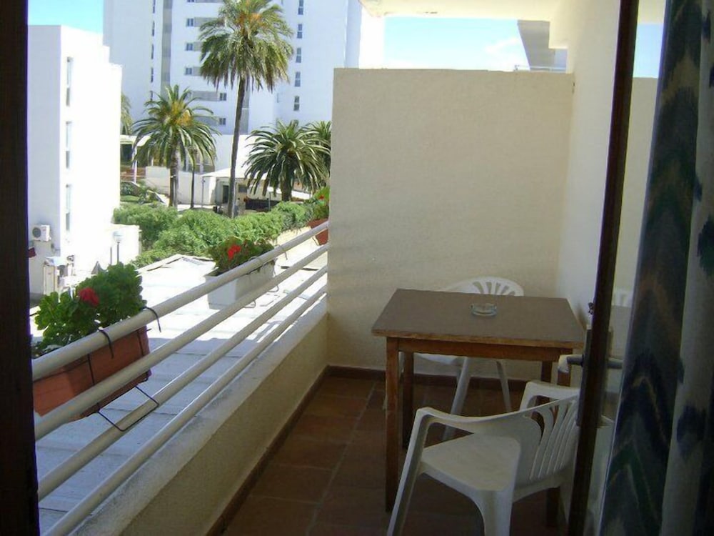 Hostal Saturno