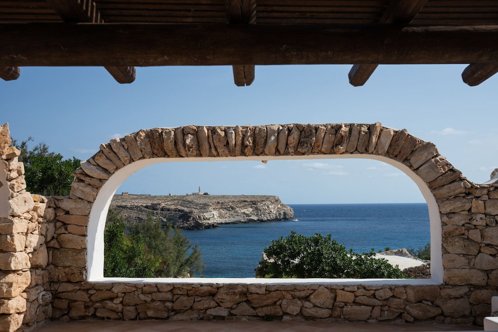 Hotel Albergo I Dammusi Di Borgo Cala Creta