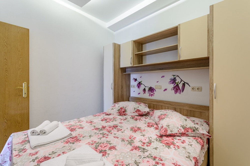 Hotel Apartments Hope