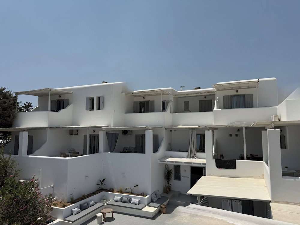 Hotel Caeli Paros By Kostas And Ioanna Studios