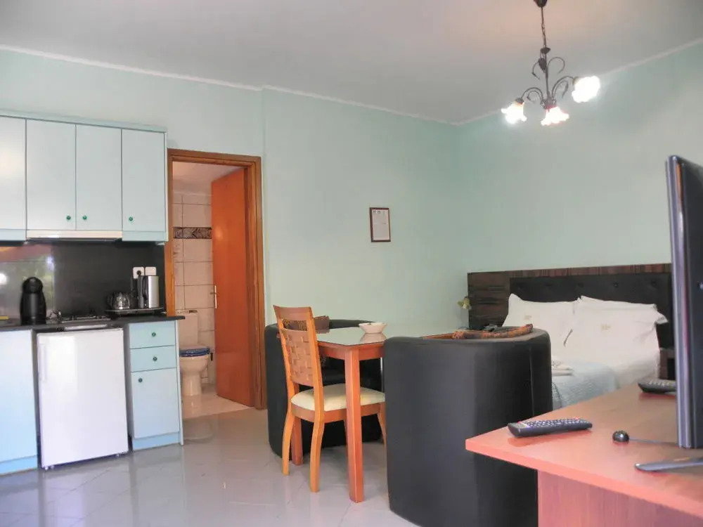 Hotel Irida Resort