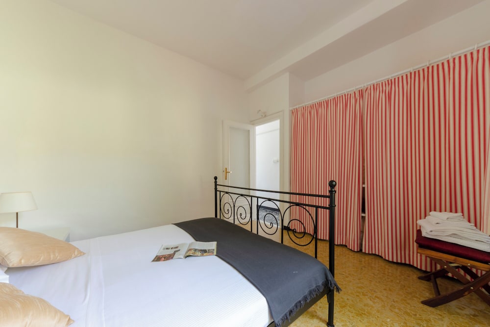 Hotel Monterosso Apartments