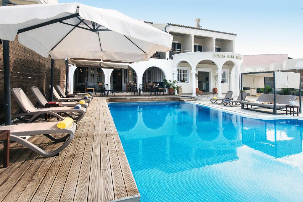 Opera Blue Hotel