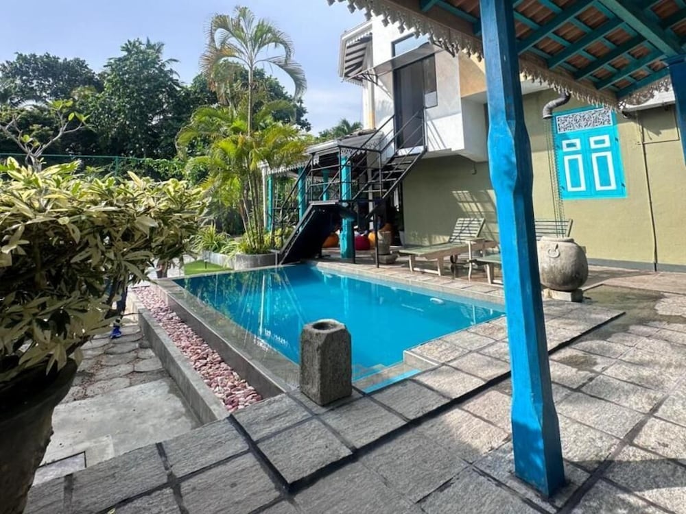 The Vitamin Sea Villa