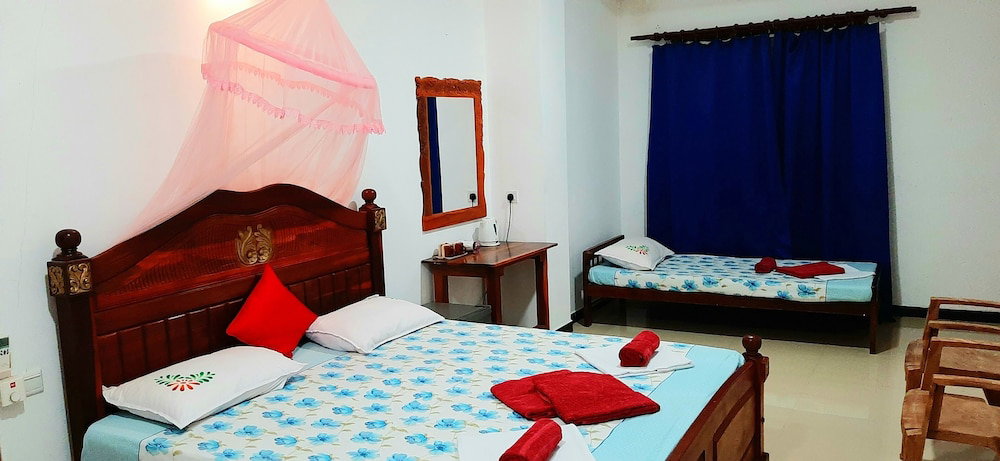 Dream Palace Family Guest House Mirissa