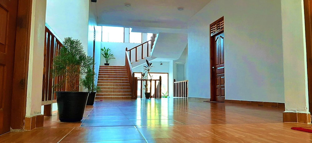 Dream Palace Family Guest House Mirissa