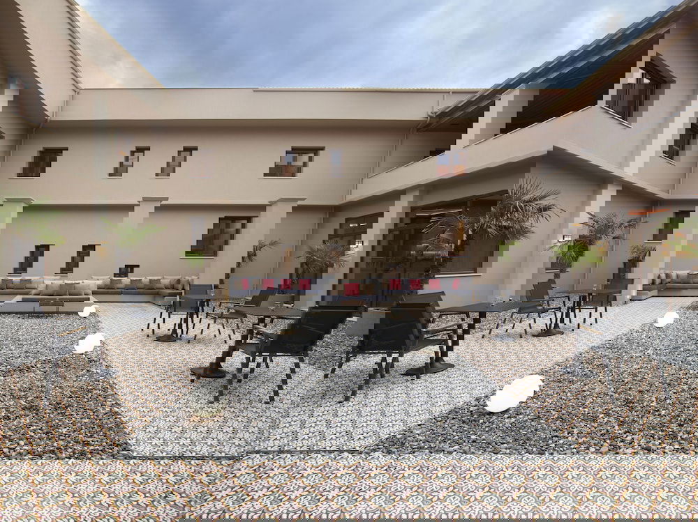 Hotel The Lake Hotel