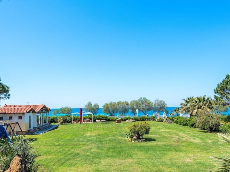 Irida Resort