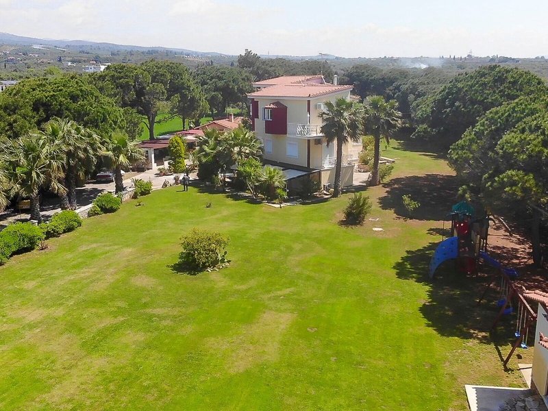 Irida Resort