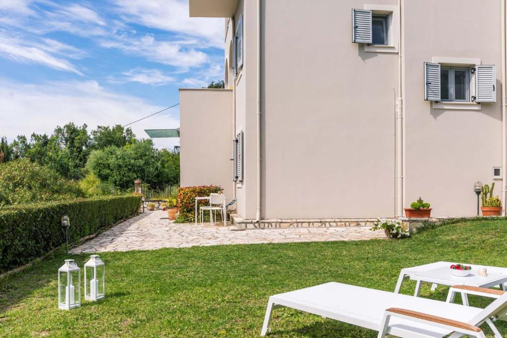 Hotel Seaview Luxurious Apartment Near Corfu Town - Adults Only By Konnect