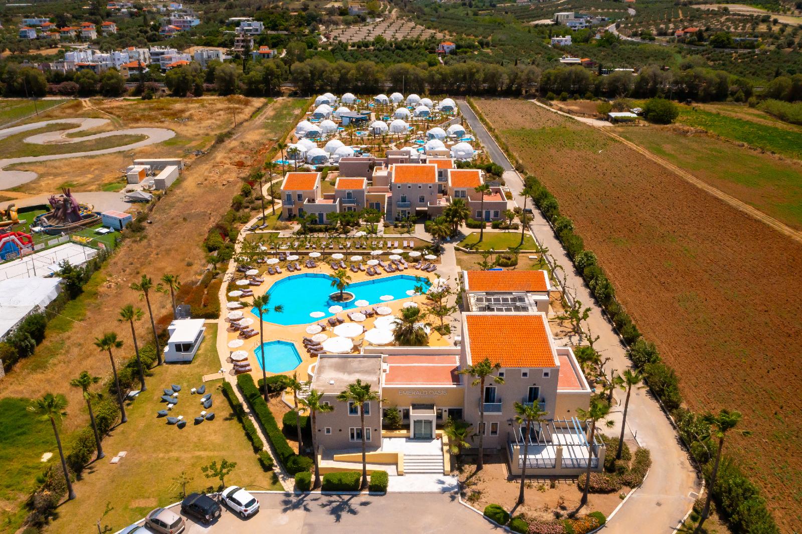 Hotel Emerald Oasis Glampotel By Azul Collection