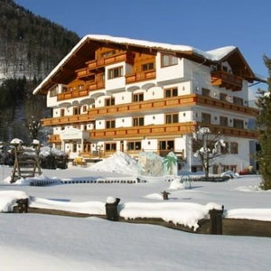 Hotel Neuwirt cazare Kirchdorf in Tirol