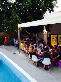 Hotel Trianon Studios cazare Tsilivi
