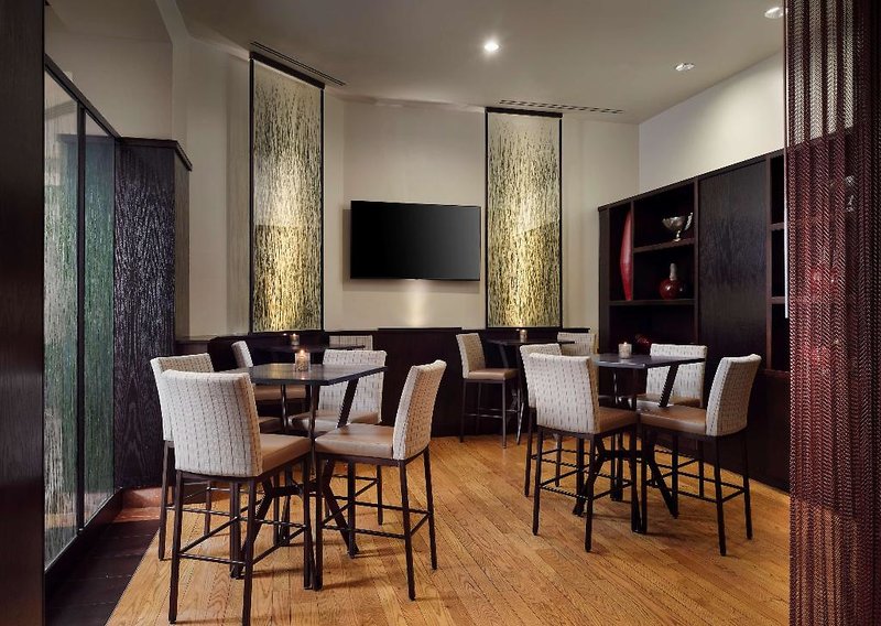 Hotel Hilton Rosemont / Chicago O'hare