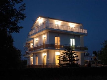 Hotel Pettas Apartments