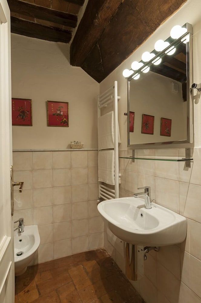 B&B Arena Di Lucca