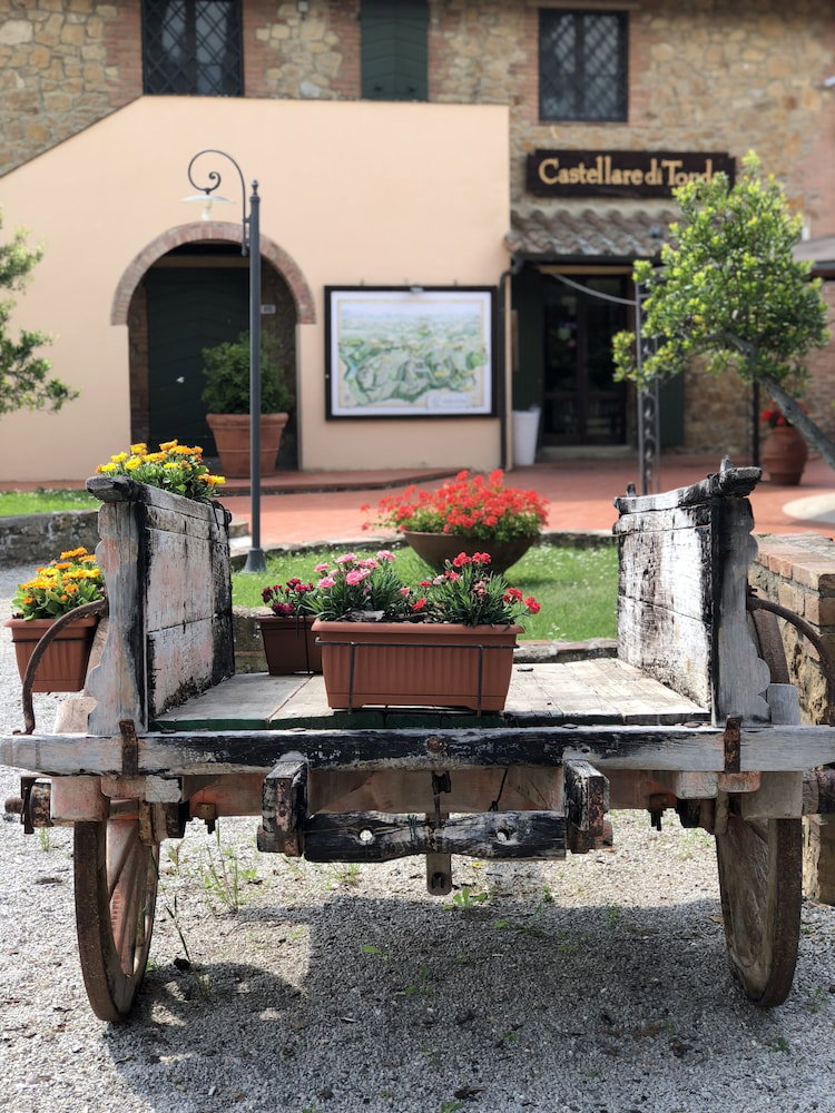 Tenuta Castellare Di Tonda