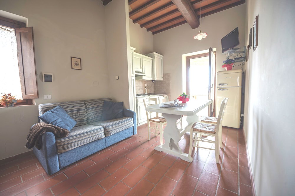 Tenuta Castellare Di Tonda