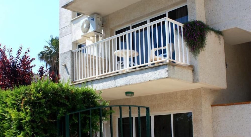 dal travel Apartamentos Massol