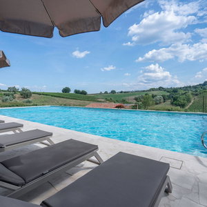 Hotel Correggiolo Romantic Apartment Pool Montaione Toscana cazare Montaione