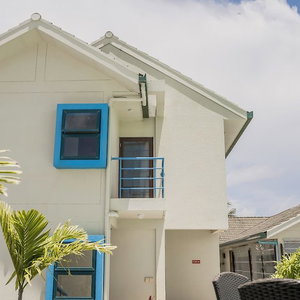 Hotel Long Beach Laamu cazare Gan