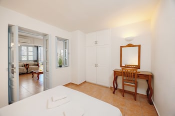 Kastro Suites