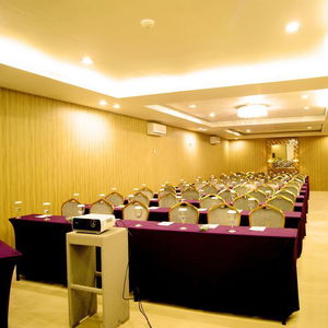 Hotel Amaroossa Suite Bali cazare Nusa Dua