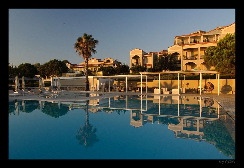 The Bay Hotel & Suites