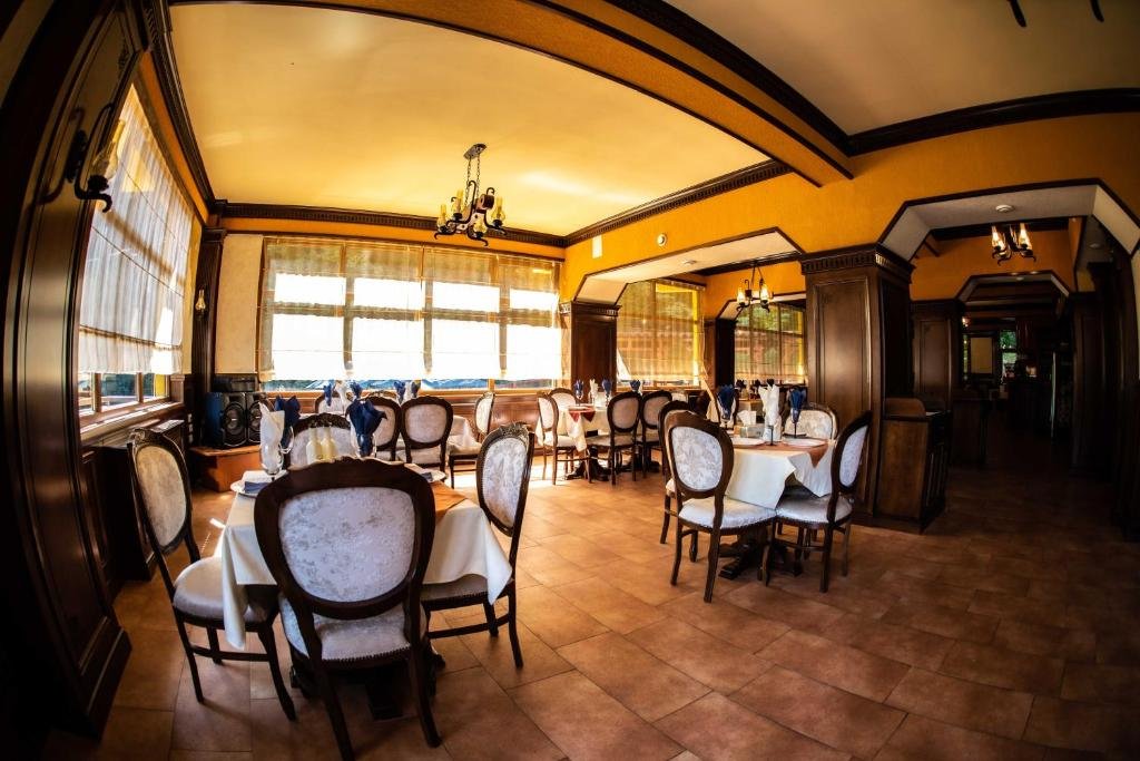 Hotel Trei Brazi