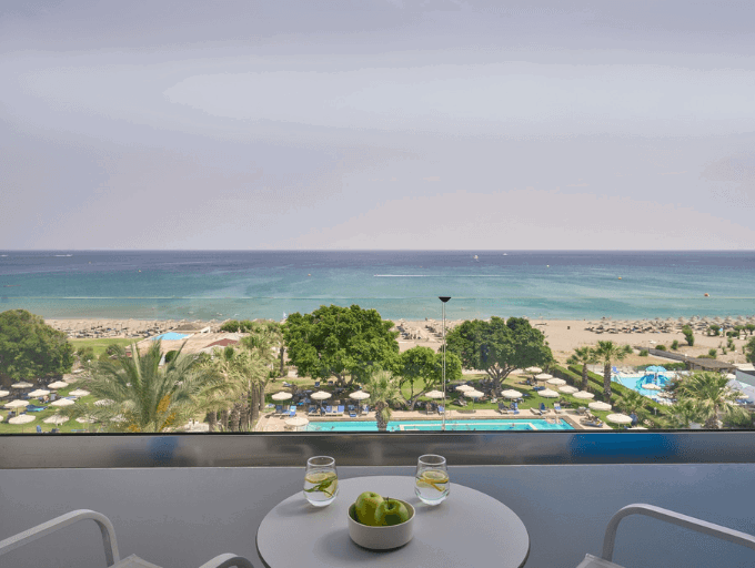 Hotel Blue Sea Beach Resort