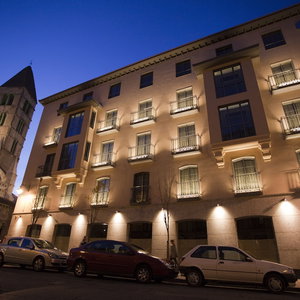 Hotel Nexus Valladolid Suites & Hotel cazare Valladolid