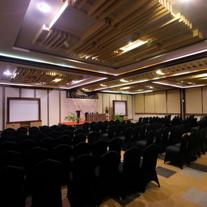 Hotel The Lerina Hotel Nusa Dua cazare Nusa Dua