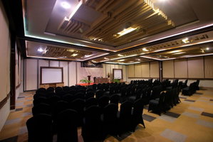 Hotel The Lerina Hotel Nusa Dua cazare Nusa Dua