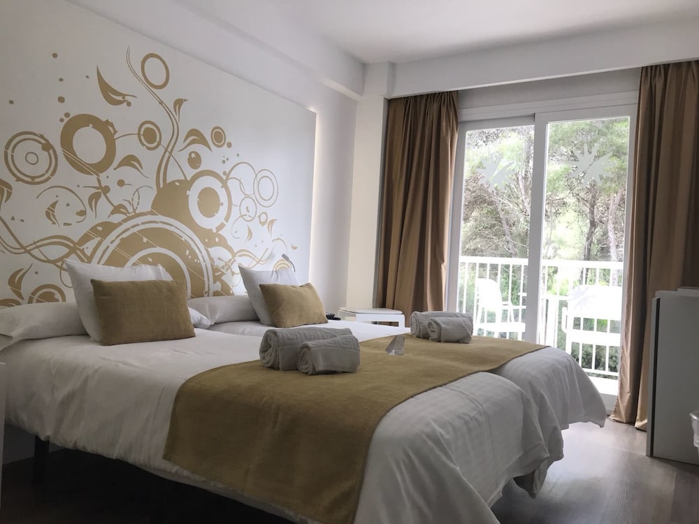 Bq Cala Ratjada Adults Only
