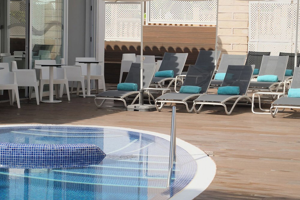 Bq Cala Ratjada Adults Only
