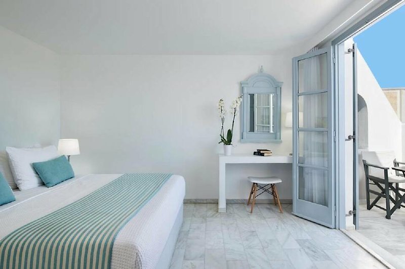 Santorini Kastelli Resort