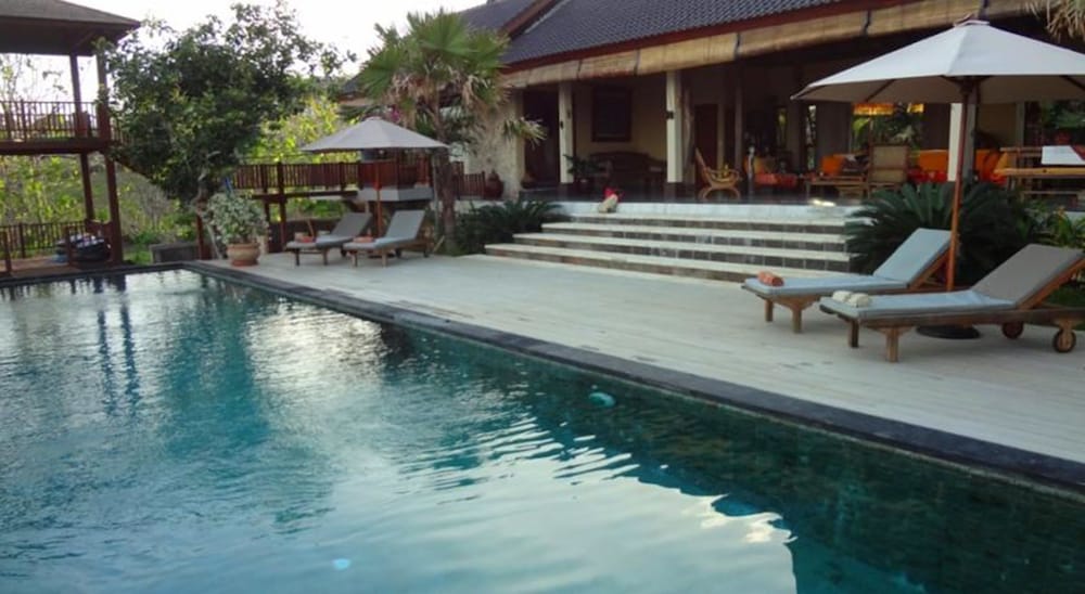 Villa Anjing