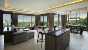 Hotel The Crystal Luxury Bay Resort Nusa Dua cazare Nusa Dua