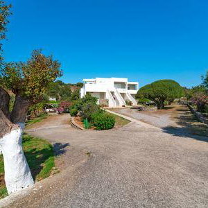 Hotel Tselios Apartments & Studios cazare Kiotari