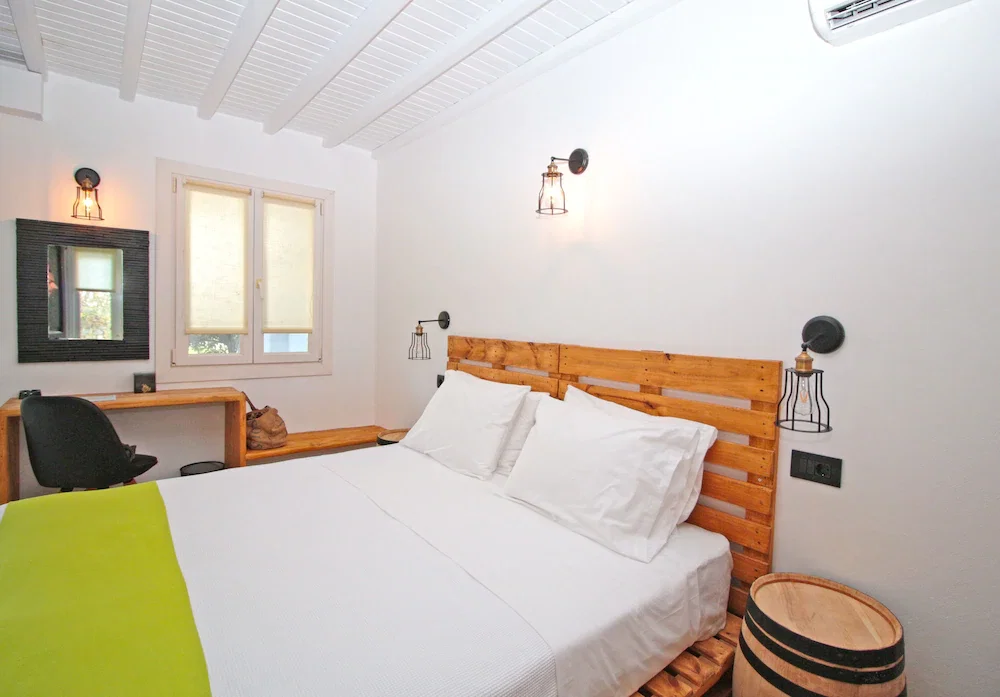 Camara Studio Mykonos