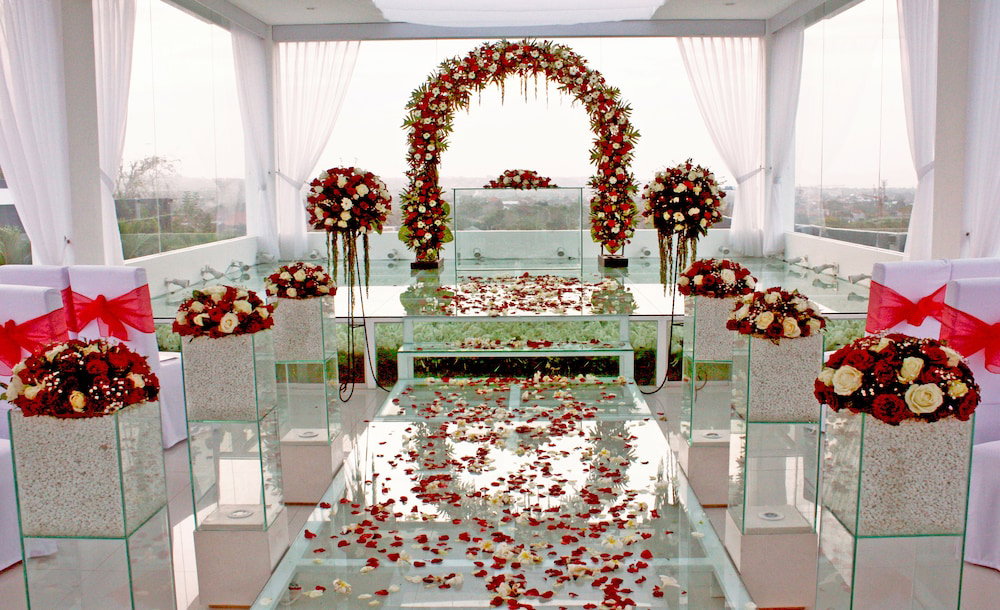 Luxotic Private Villa And Resort