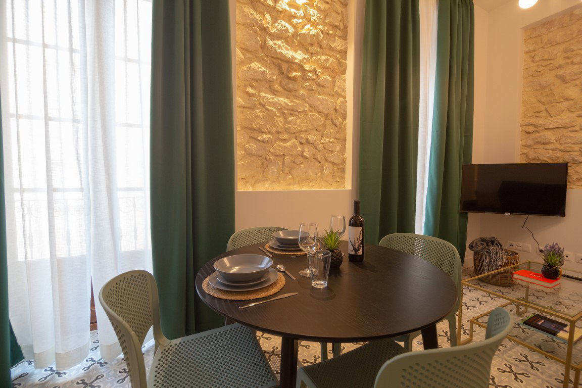 Apartamentos Teatro By Be Alicante